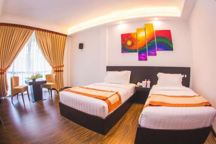 Room 9 of 61