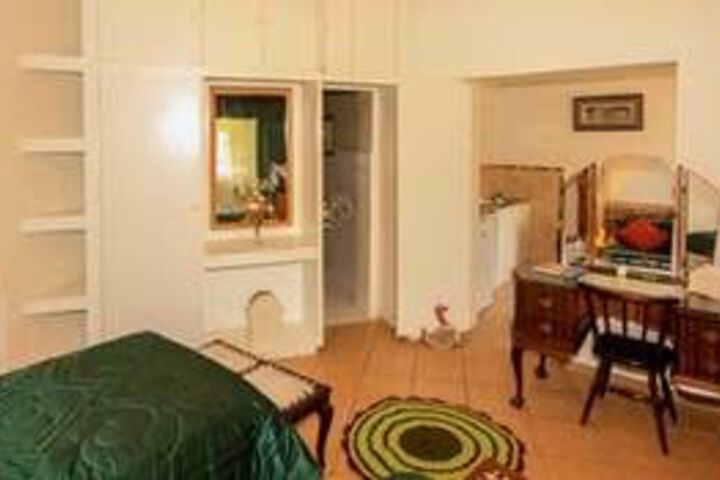 Room 21 of 30
