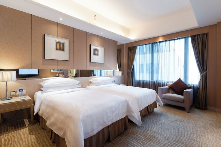 Room 22 of 60