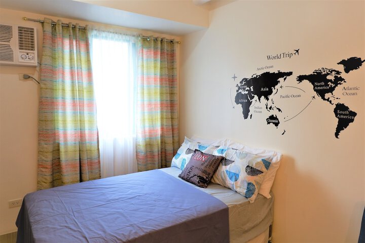 Room 9 of 27