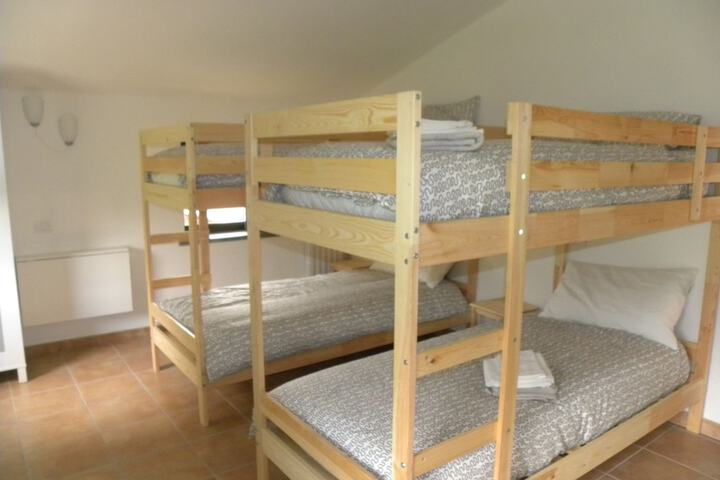 Room 6 of 40