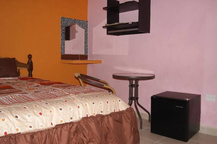 Room 6 of 40