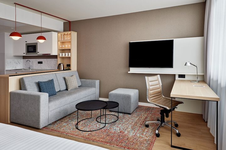 Room 12 of 45