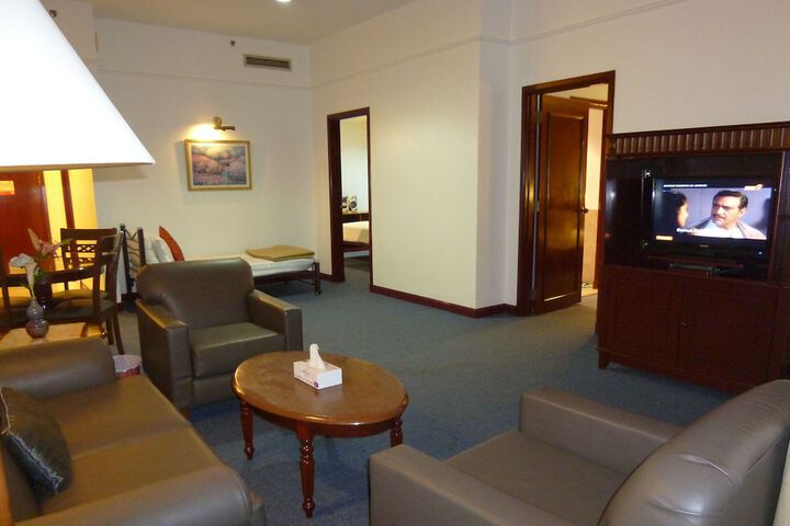 Room 16 of 63