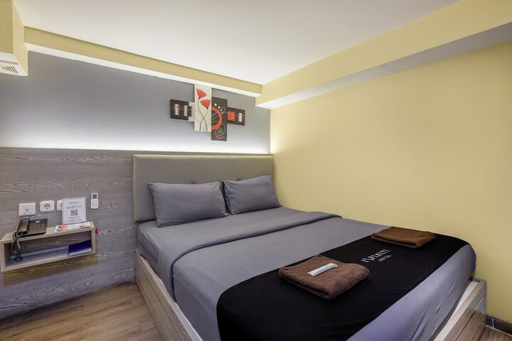 Room 5 of 36