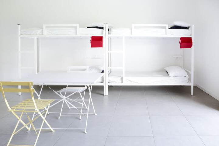 Room 25 of 64
