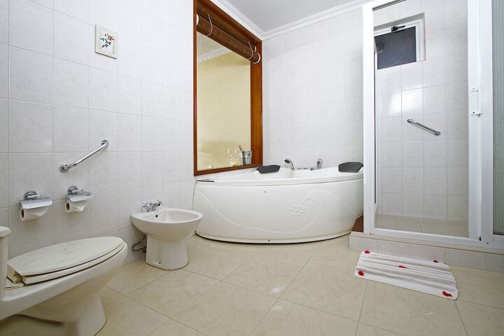 Bathroom Interior Photo