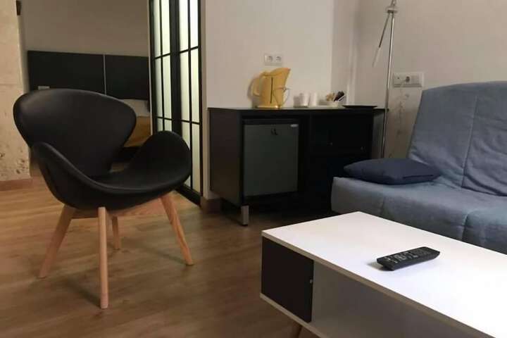 Room 14 of 25