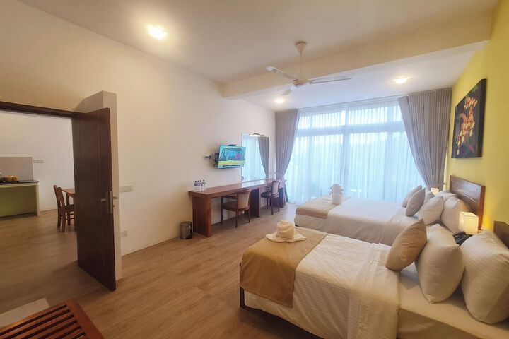 Room 11 of 31