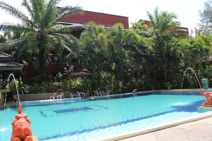 Pool 79 of 136
