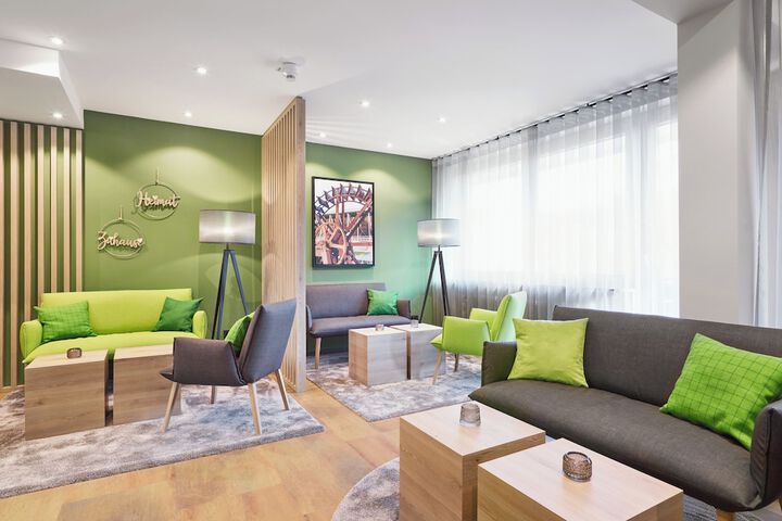 Guest Lobby