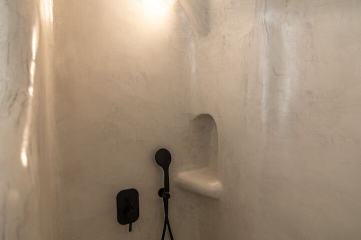 Room 40 of 48