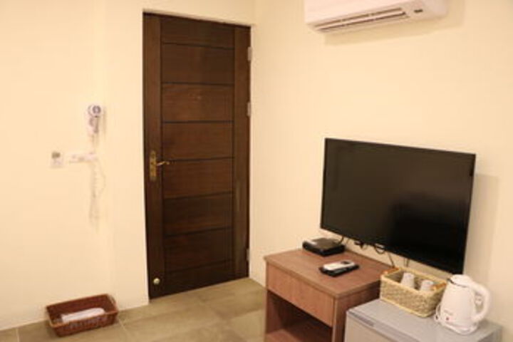 Room 35 of 52