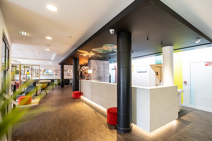 Hotel 79 of 92