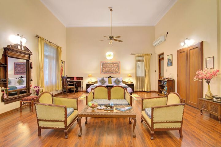 Room 20 of 72