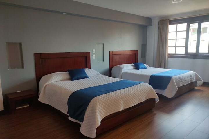 Room 11 of 30