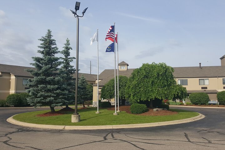 Baymont by Wyndham Belleville Airport Area