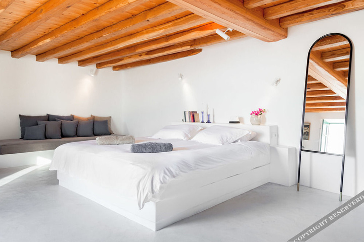 Spiliotica Hotel Santorini
