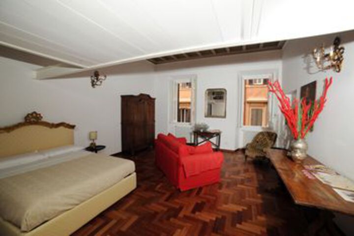 Room 6 of 36