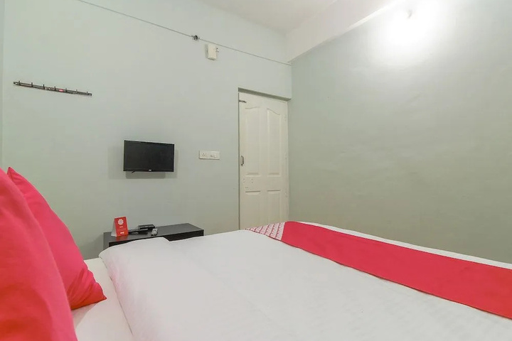 Room 7 of 15
