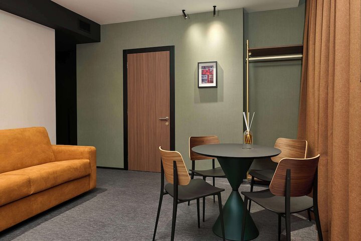 Room 38 of 109