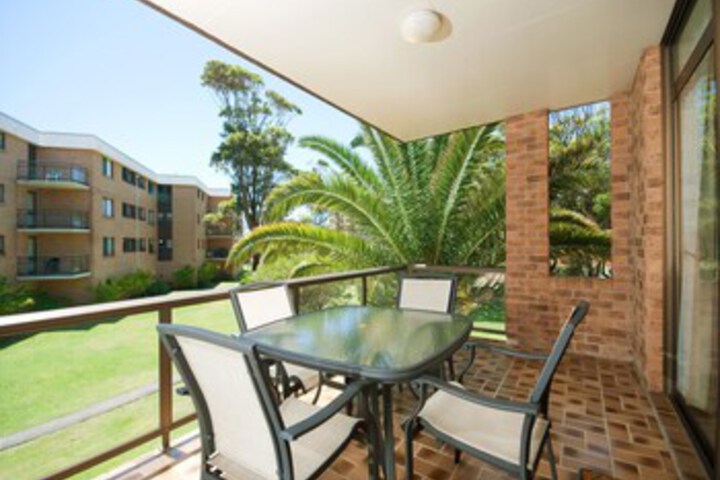 Terrace/Patio 11 of 12