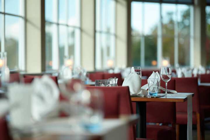 Dining 61 of 101