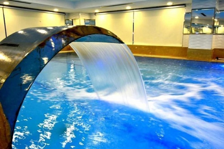 Pool 43 of 55