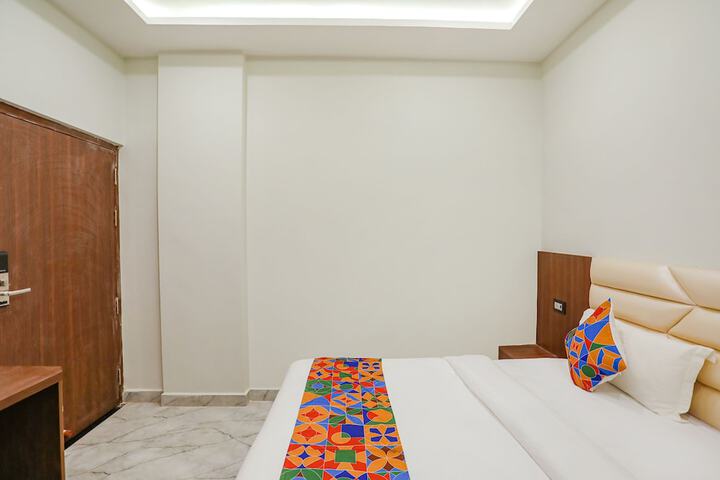 Room 20 of 23