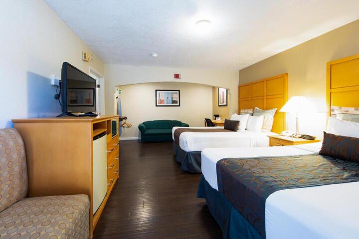1 King Bed Accessible (1 of 8)