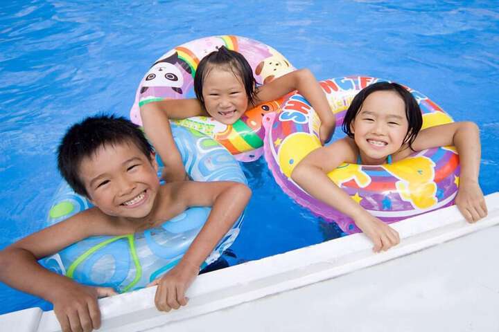 Pools & Facilities