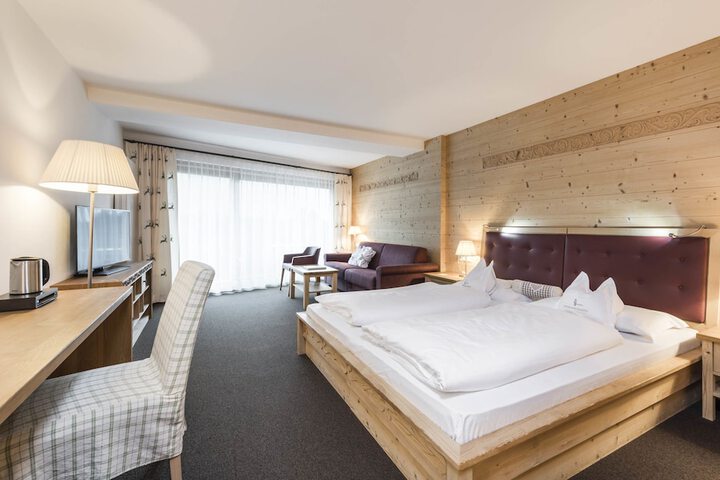 Room 10 of 70