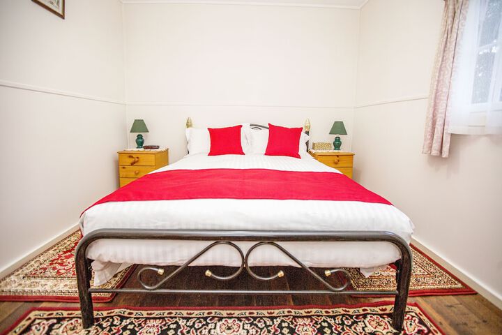Room 5 of 35