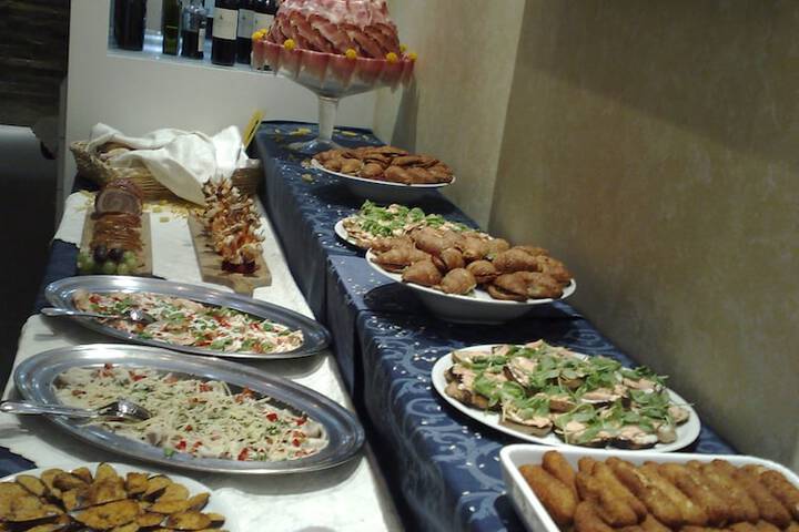 Dining 36 of 44