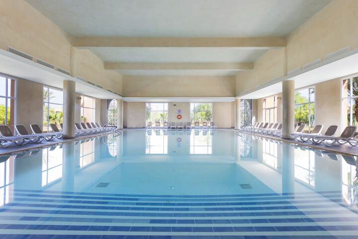 Pool 31 of 70