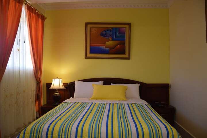 Room 6 of 40