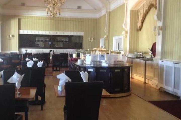 Dining Photos