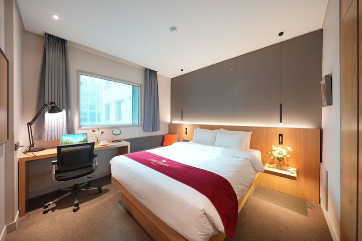 Room 26 of 115