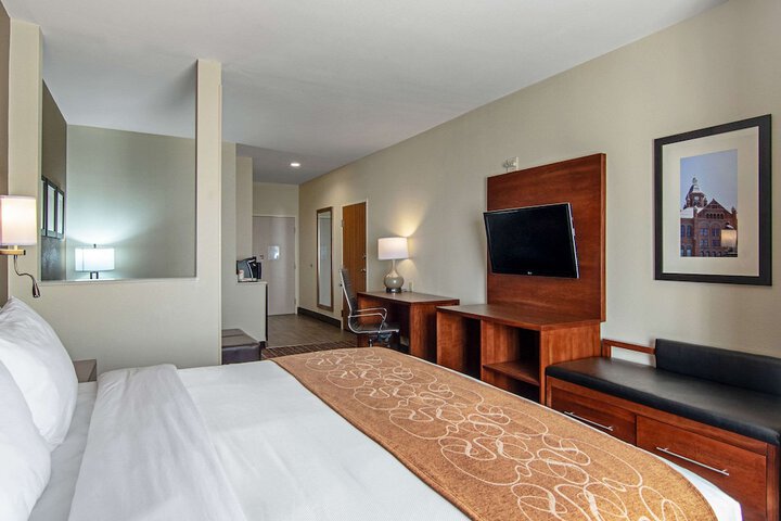 1 King Bed Suite (17 of 23)