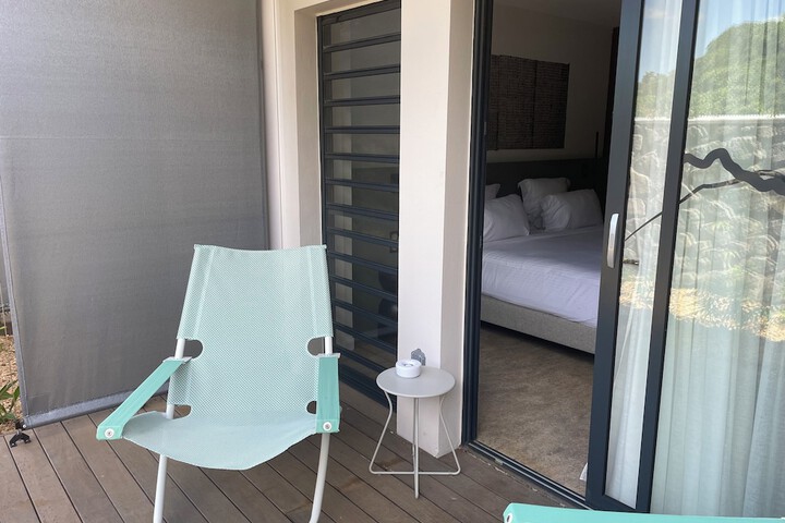 Room 4 of 91