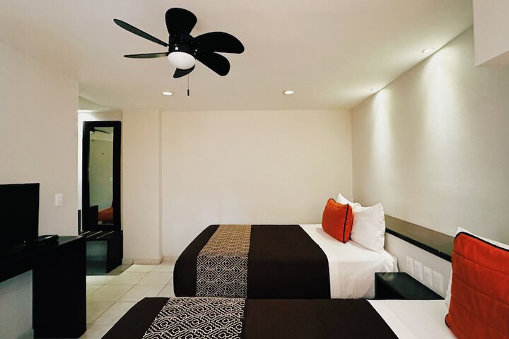 Room 43 of 87