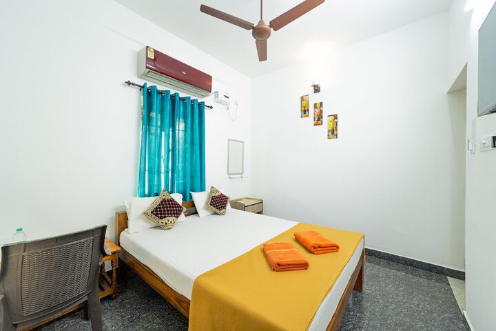 Room 8 of 30