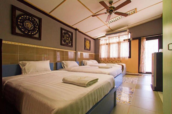 Room 10 of 45