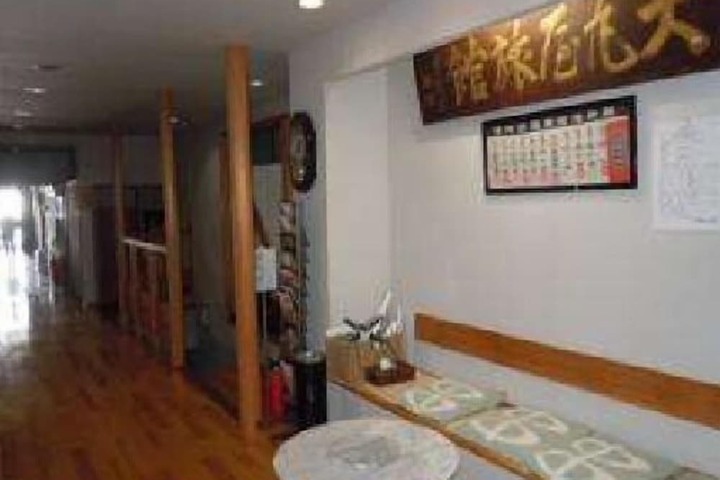 Ballroom/Hall 15 of 17