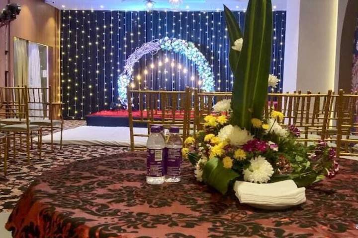 Ballroom/Hall 40 of 93