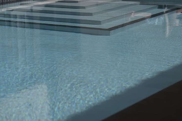 Pool 53 of 75