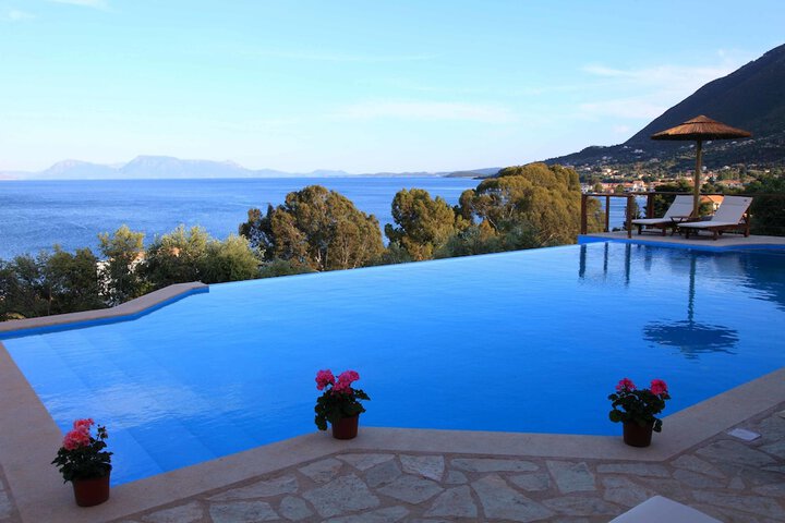 Pool Hotel