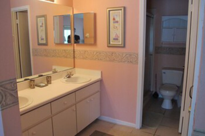 Room 15 of 291