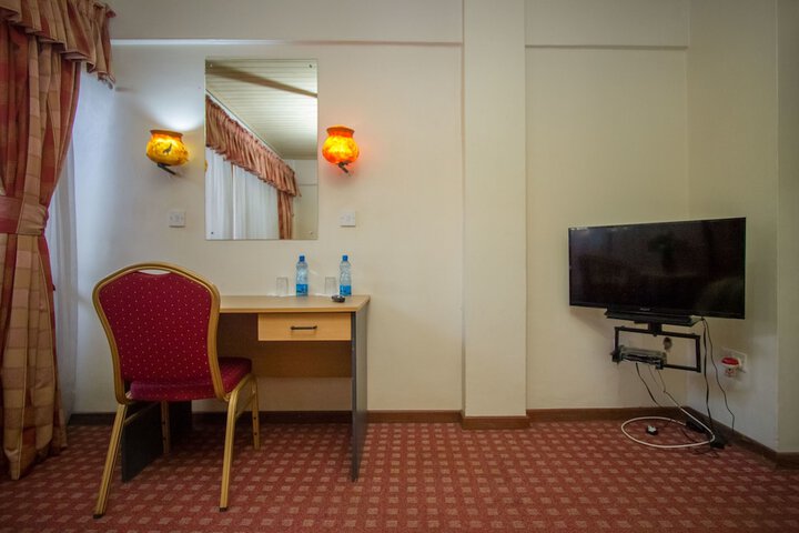 Room 20 of 97