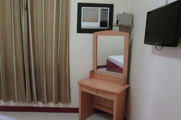 Room 19 of 36
